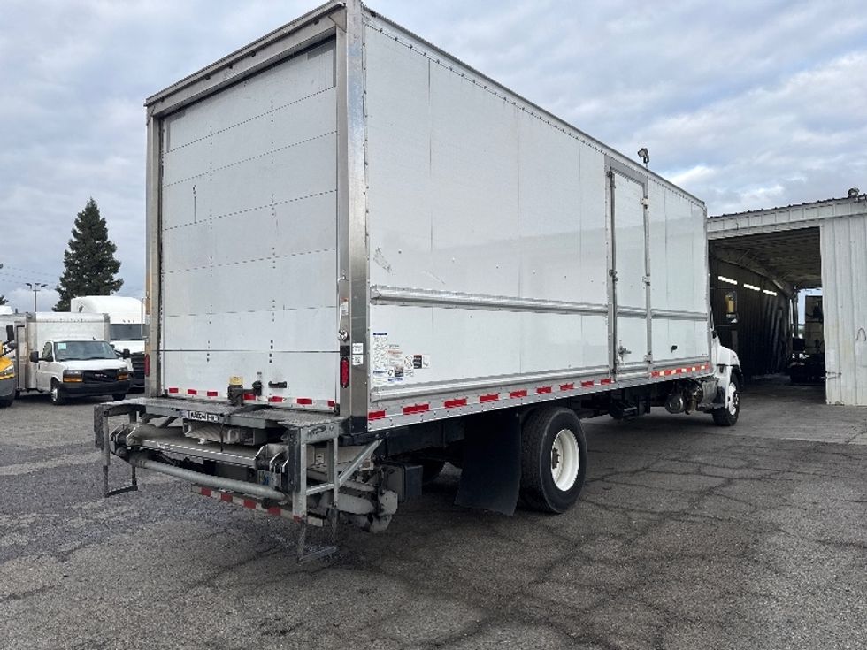 Medium Duty Box Truck-Light and Medium Duty Trucks-Hino-2019-268-West Sacramento-CA-161,037\n\t\tmiles-$ 53,500 - Image 13