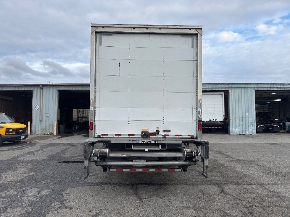 Medium Duty Box Truck-Light and Medium Duty Trucks-Hino-2019-268-West Sacramento-CA-161,037\n\t\tmiles-$ 53,500 - Image 7