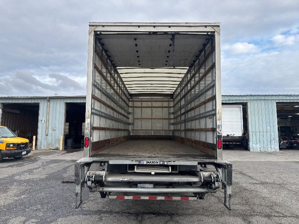 Medium Duty Box Truck-Light and Medium Duty Trucks-Hino-2019-268-West Sacramento-CA-161,037\n\t\tmiles-$ 53,500 - Image 8