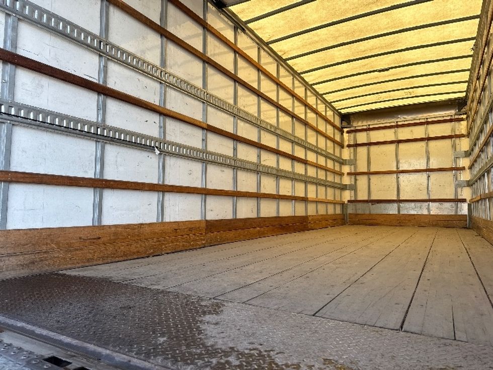 Medium Duty Box Truck-Light and Medium Duty Trucks-Hino-2019-268-West Sacramento-CA-177,959\n\t\tmiles-$ 50,750 - Image 11