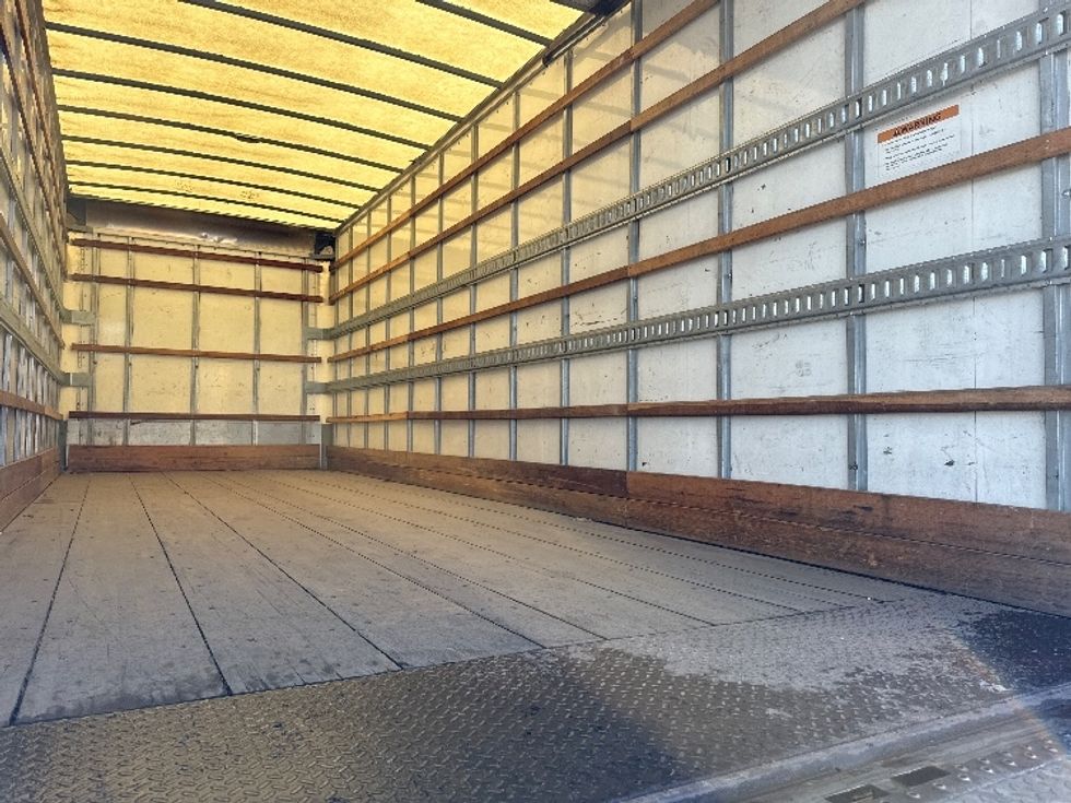 Medium Duty Box Truck-Light and Medium Duty Trucks-Hino-2019-268-West Sacramento-CA-177,959\n\t\tmiles-$ 50,750 - Image 12