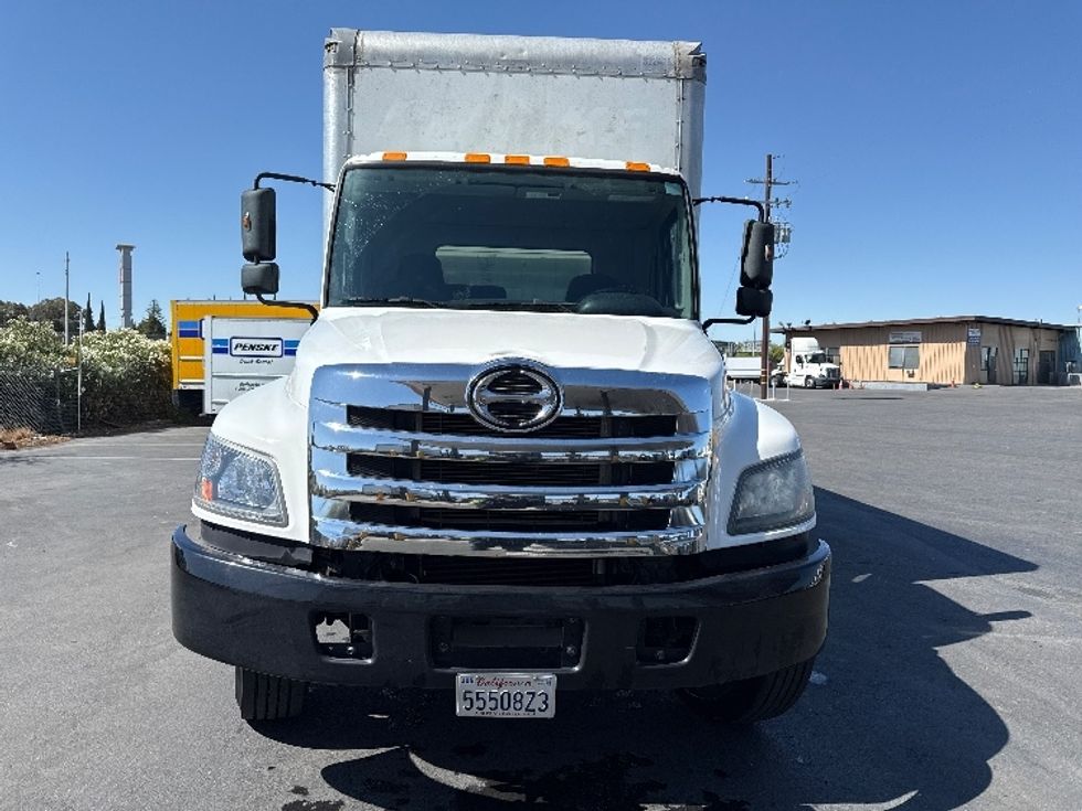 Medium Duty Box Truck-Light and Medium Duty Trucks-Hino-2019-268-West Sacramento-CA-177,959\n\t\tmiles-$ 50,750 - Image 2