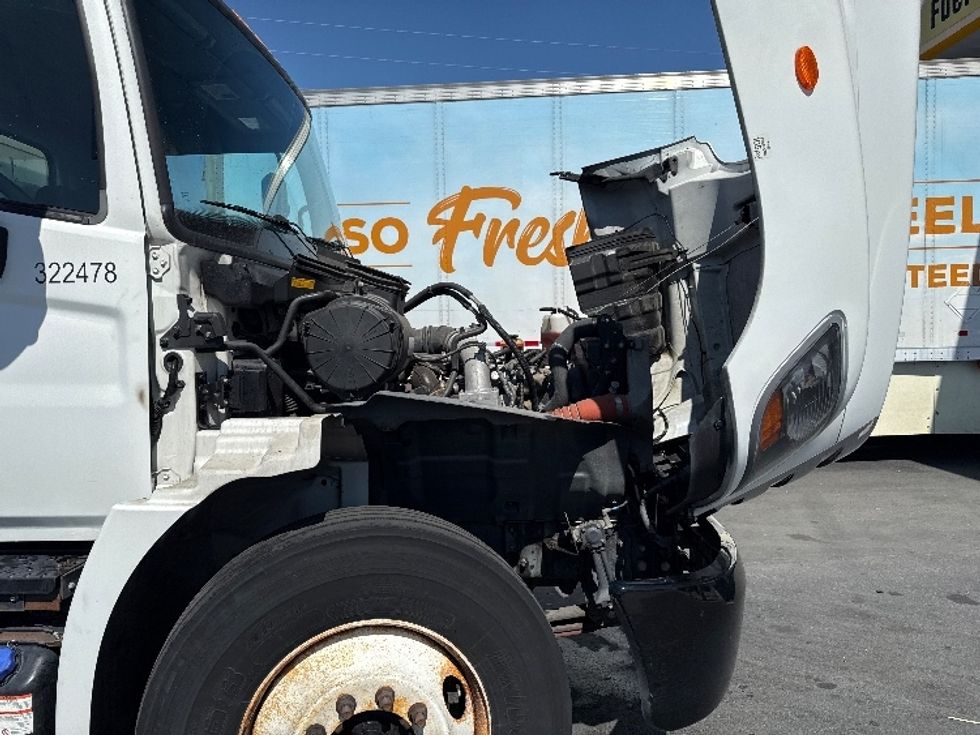 Medium Duty Box Truck-Light and Medium Duty Trucks-Hino-2019-268-West Sacramento-CA-177,959\n\t\tmiles-$ 50,750 - Image 23