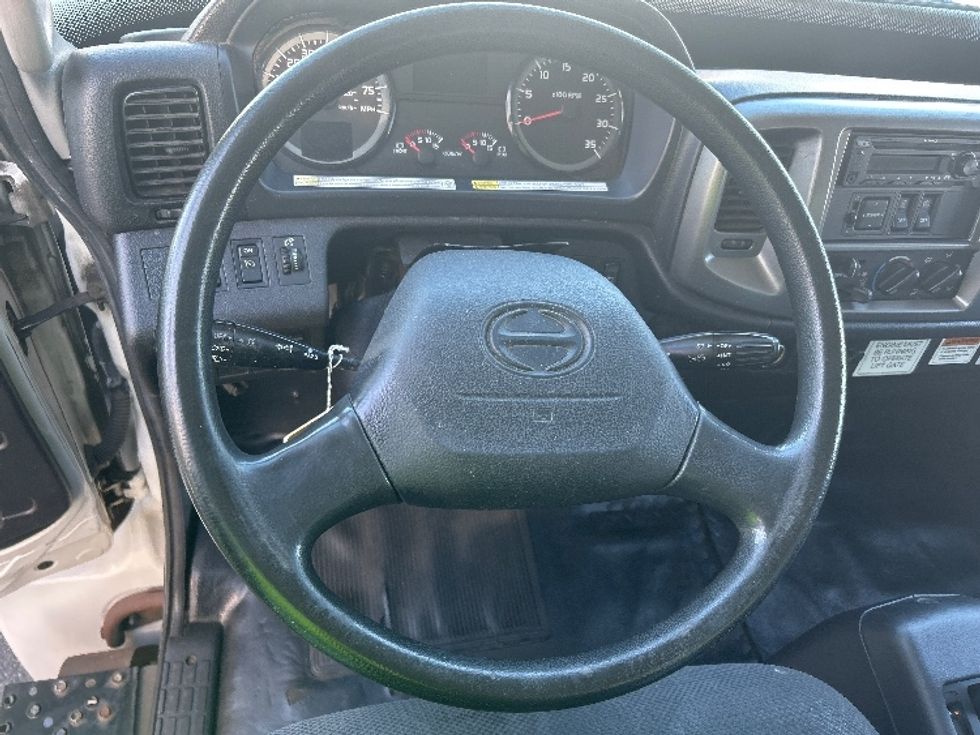 Medium Duty Box Truck-Light and Medium Duty Trucks-Hino-2019-268-West Sacramento-CA-205,842\n\t\tmiles-$ 46,500 - Image 18
