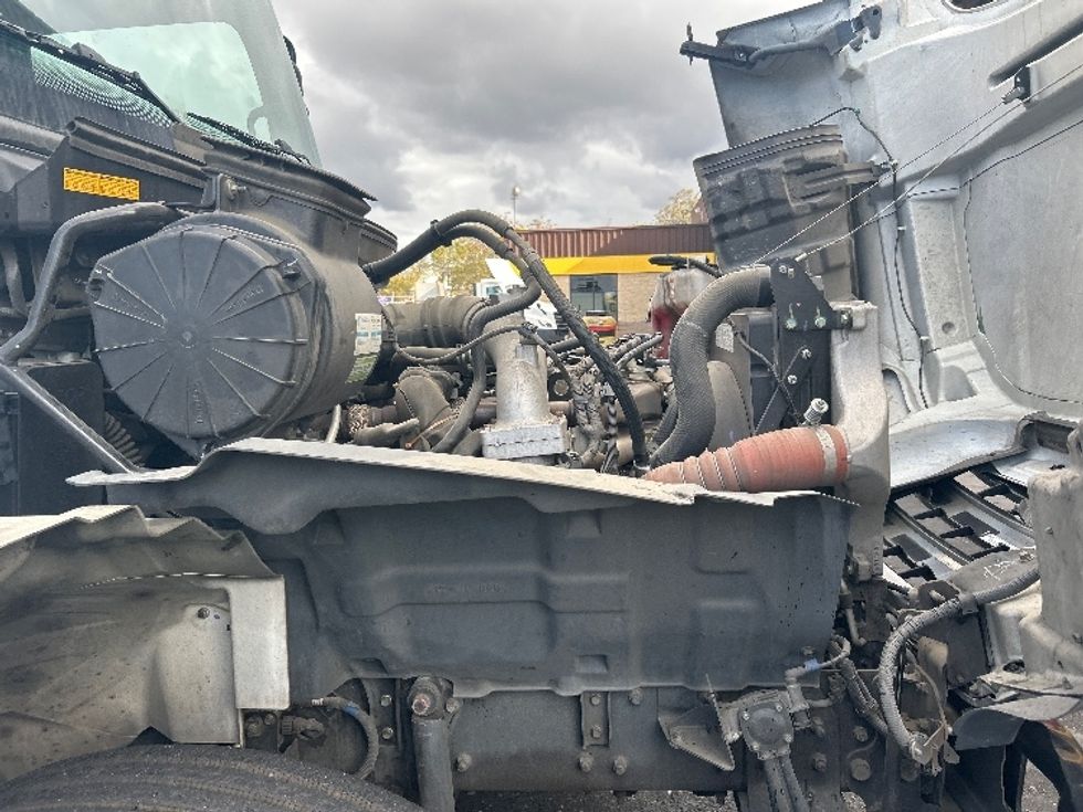 Medium Duty Box Truck-Light and Medium Duty Trucks-Hino-2019-268-West Sacramento-CA-205,842\n\t\tmiles-$ 46,500 - Image 23