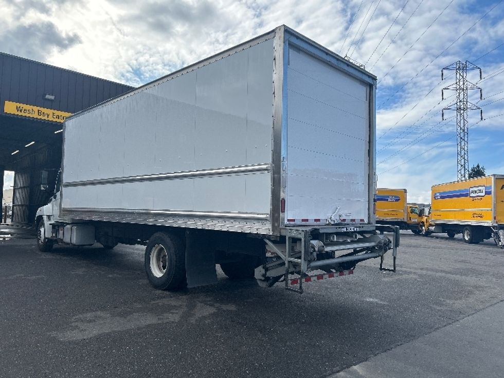 Medium Duty Box Truck-Light and Medium Duty Trucks-Hino-2019-268-West Sacramento-CA-205,842\n\t\tmiles-$ 46,500 - Image 3