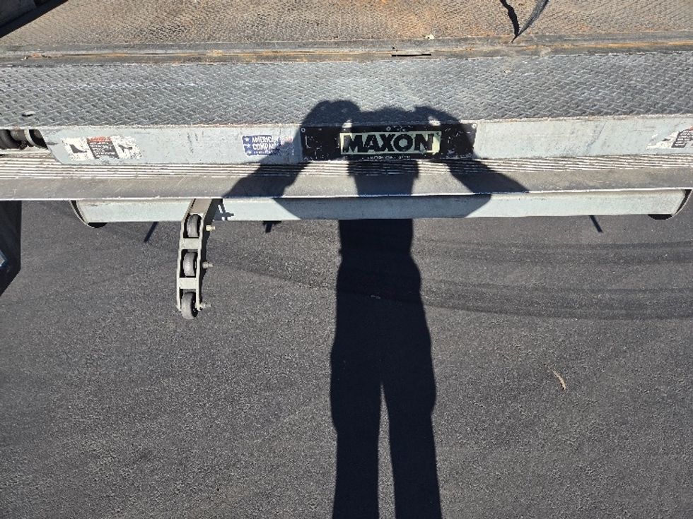 Medium Duty Box Truck-Light and Medium Duty Trucks-Hino-2019-268-West Sacramento-CA-222,194\n\t\tmiles-$ 43,250 - Image 10