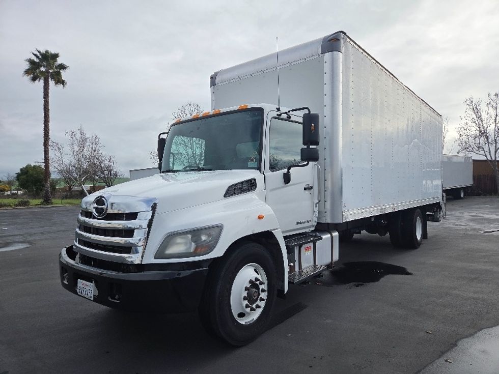 Medium Duty Box Truck-Light and Medium Duty Trucks-Hino-2019-268-West Sacramento-CA-239,286\n\t\tmiles-$ 39,750 - Image 3