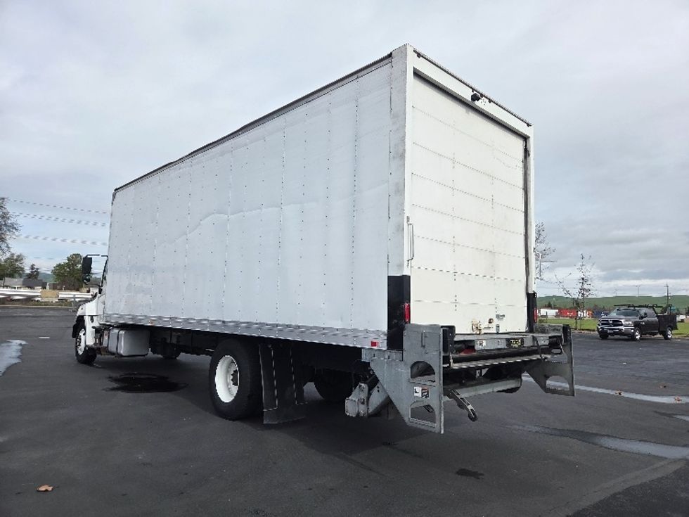 Medium Duty Box Truck-Light and Medium Duty Trucks-Hino-2019-268-West Sacramento-CA-239,286\n\t\tmiles-$ 39,750 - Image 6
