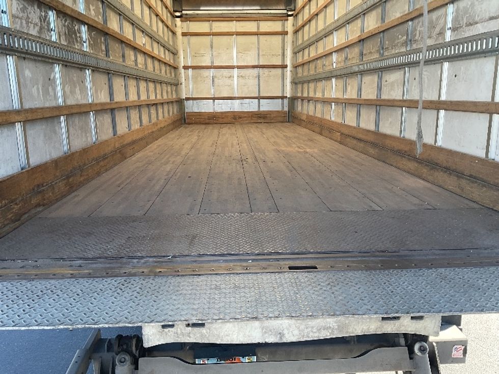 Medium Duty Box Truck-Light and Medium Duty Trucks-Hino-2019-268-West Valley City-UT-130,324\n\t\tmiles-$ 57,750 - Image 10