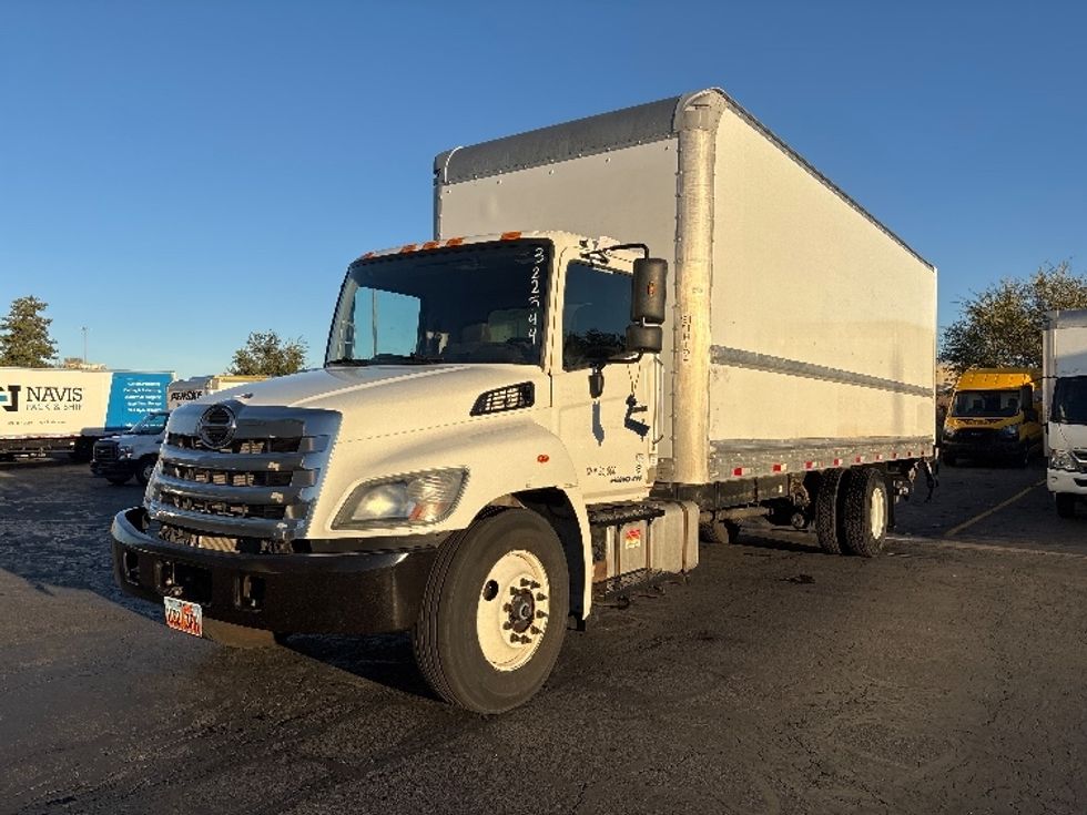 Medium Duty Box Truck-Light and Medium Duty Trucks-Hino-2019-268-West Valley City-UT-130,324\n\t\tmiles-$ 57,750 - Image 3