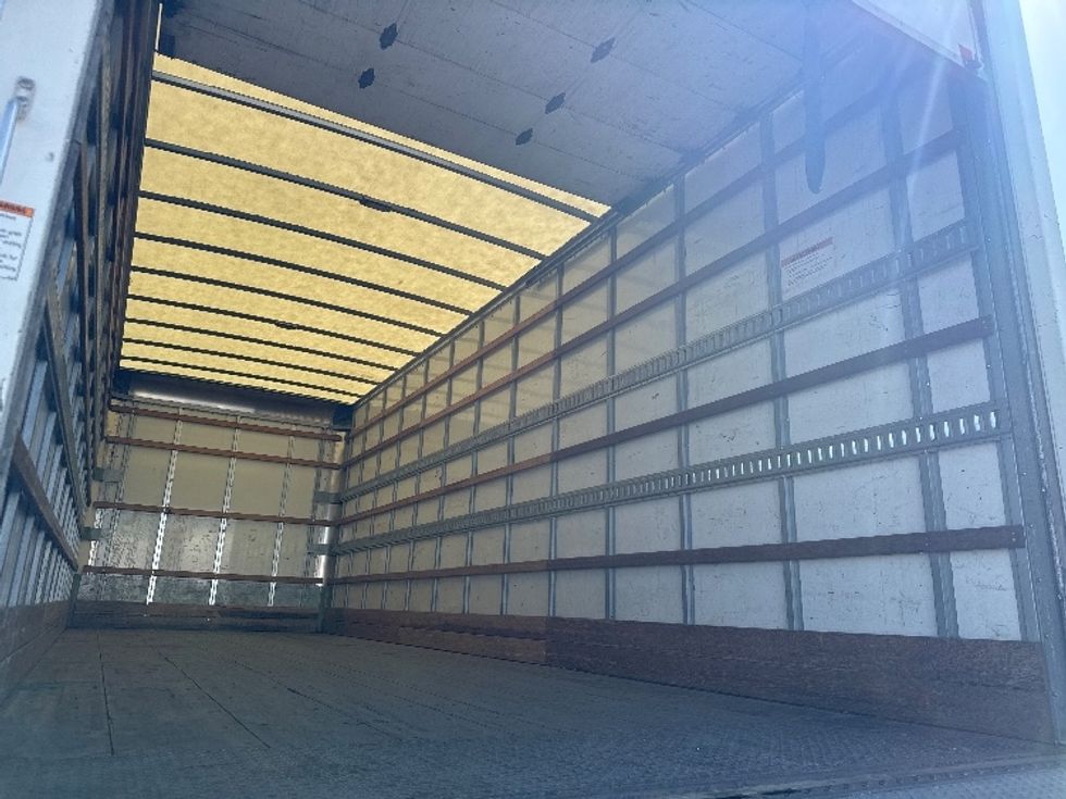 Medium Duty Box Truck-Light and Medium Duty Trucks-Hino-2019-268-West Valley City-UT-157,455\n\t\tmiles-$ 55,000 - Image 12