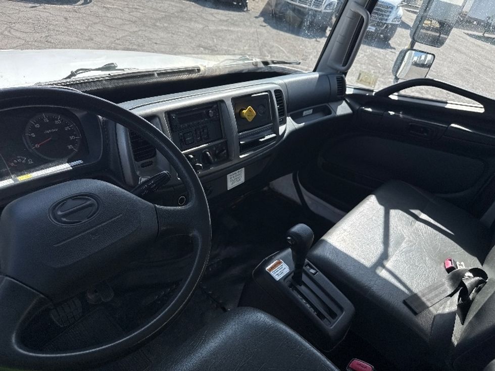 Medium Duty Box Truck-Light and Medium Duty Trucks-Hino-2019-268-West Valley City-UT-157,455\n\t\tmiles-$ 55,000 - Image 17