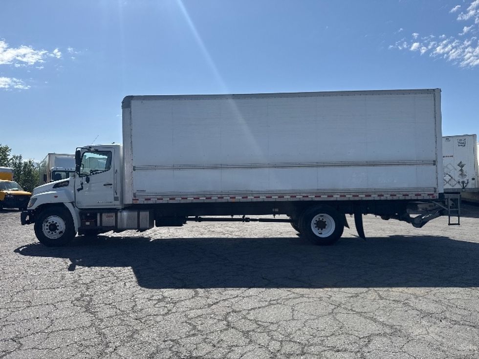 Medium Duty Box Truck-Light and Medium Duty Trucks-Hino-2019-268-West Valley City-UT-157,455\n\t\tmiles-$ 55,000 - Image 4