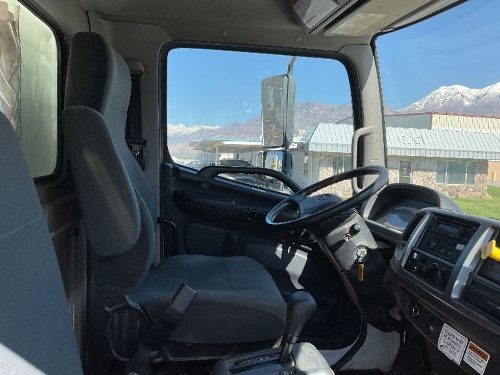 Medium Duty Box Truck-Light and Medium Duty Trucks-Hino-2019-268-West Valley City-UT-161,860\n\t\tmiles-$ 53,500 - Image 22