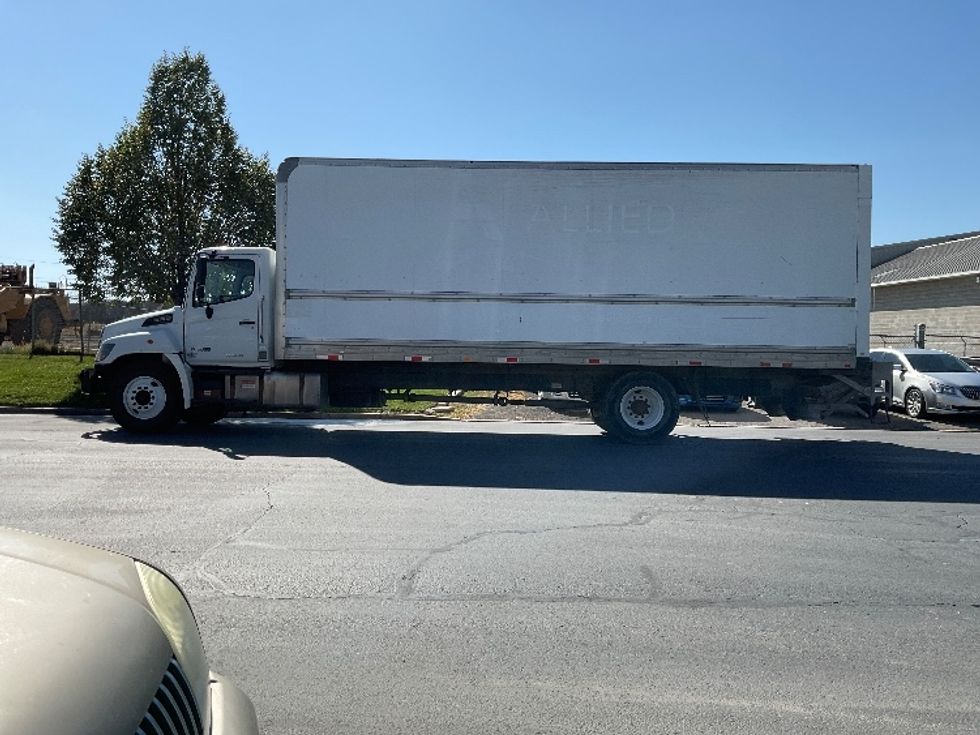 Medium Duty Box Truck-Light and Medium Duty Trucks-Hino-2019-268-West Valley City-UT-161,860\n\t\tmiles-$ 53,500 - Image 4
