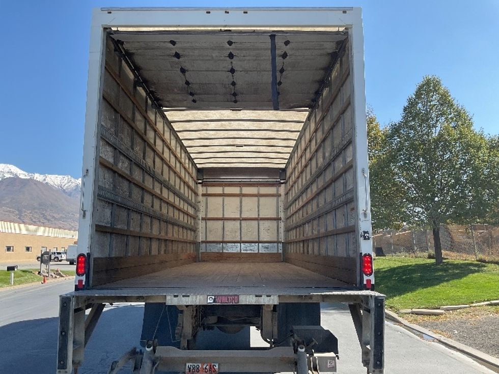 Medium Duty Box Truck-Light and Medium Duty Trucks-Hino-2019-268-West Valley City-UT-161,860\n\t\tmiles-$ 53,500 - Image 8