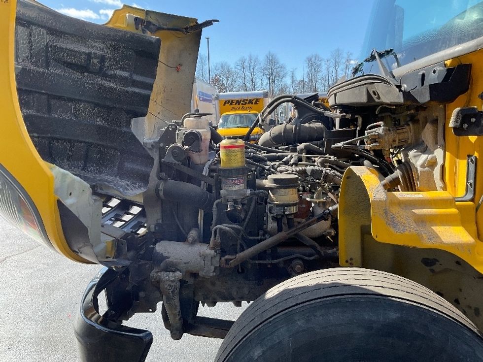 Medium Duty Box Truck-Light and Medium Duty Trucks-Hino-2019-268-Zelienople-PA-191,695\n\t\tmiles-$ 46,500 - Image 24