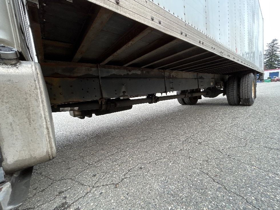 Medium Duty Box Truck-Light and Medium Duty Trucks-Hino-2019-338-Delta-BC-159,270\n\t\tkm-$ 71,500 - Image 5