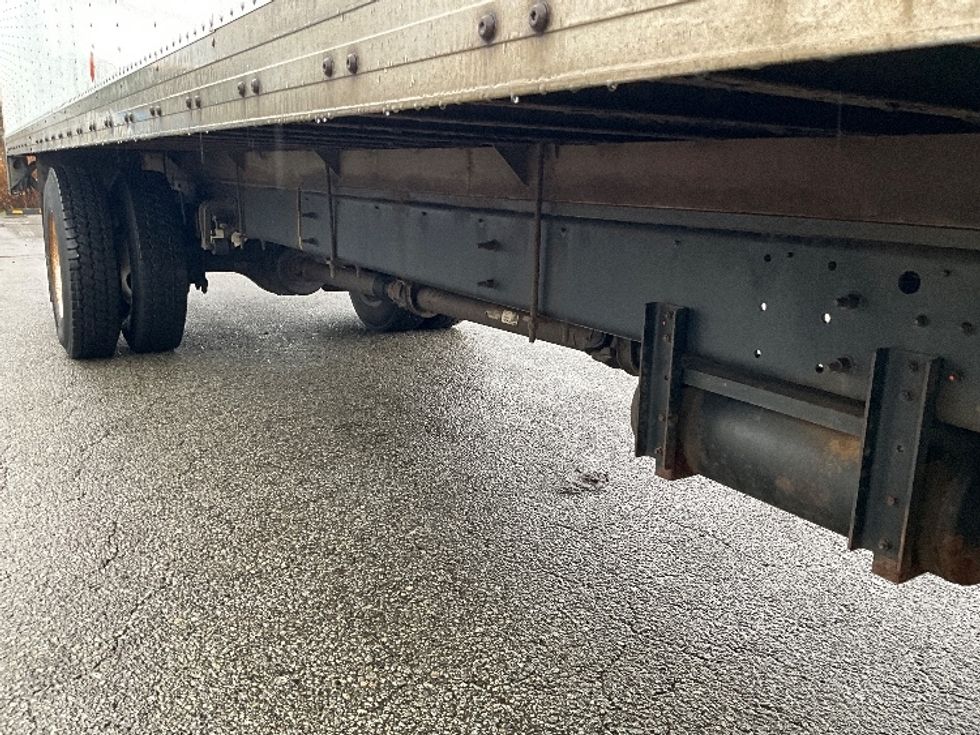 Medium Duty Box Truck-Light and Medium Duty Trucks-Hino-2019-338-Delta-BC-229,778\n\t\tkm-$ 66,000 - Image 14