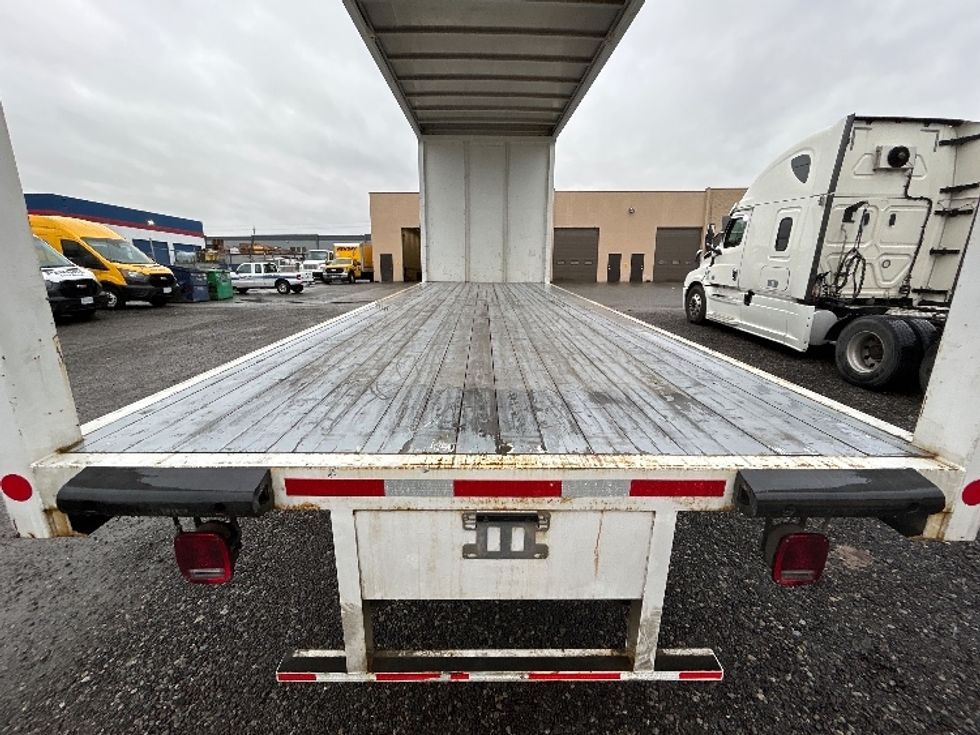 Medium Duty Box Truck-Light and Medium Duty Trucks-Hino-2019-338-Delta-BC-26,596\n\t\tkm-$ 73,000 - Image 10