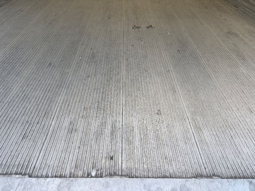 Medium Duty Box Truck-Light and Medium Duty Trucks-Hino-2019-338-Everett-WA-66,208\n\t\tmiles-$ 44,500 - Image 10