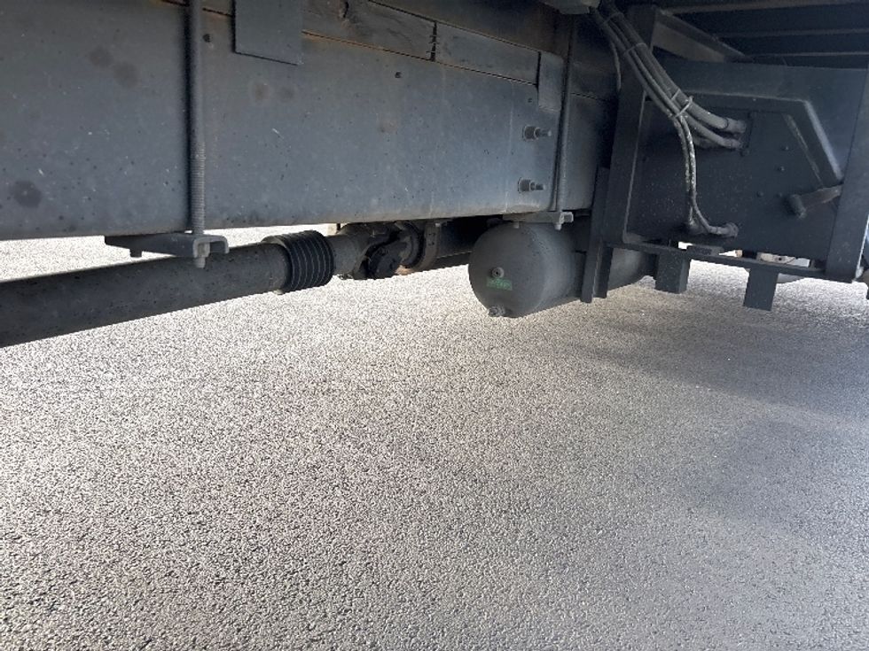 Medium Duty Box Truck-Light and Medium Duty Trucks-Hino-2019-338-Everett-WA-85,728\n\t\tmiles-$ 44,750 - Image 14
