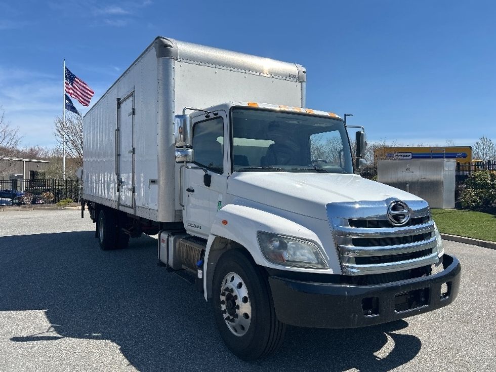 Medium Duty Box Truck-Light and Medium Duty Trucks-Hino-2019-338-Fitchburg-MA-112,169\n\t\tmiles-$ 41,500 - Image 1