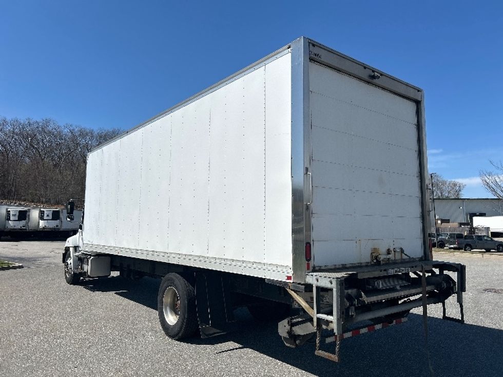 Medium Duty Box Truck-Light and Medium Duty Trucks-Hino-2019-338-Fitchburg-MA-112,169\n\t\tmiles-$ 41,500 - Image 6