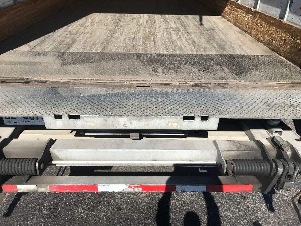 Medium Duty Box Truck-Light and Medium Duty Trucks-Hino-2019-338-Mississauga-ON-275,346\n\t\tkm-$ 64,750 - Image 10