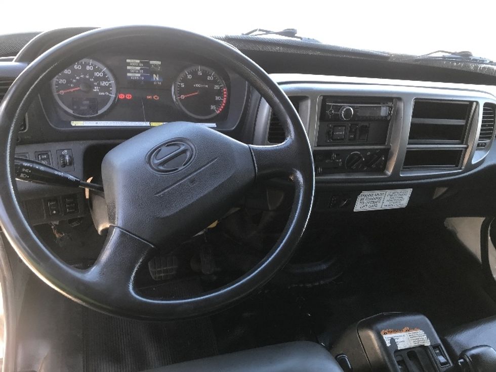 Medium Duty Box Truck-Light and Medium Duty Trucks-Hino-2019-338-Mississauga-ON-275,346\n\t\tkm-$ 64,750 - Image 18