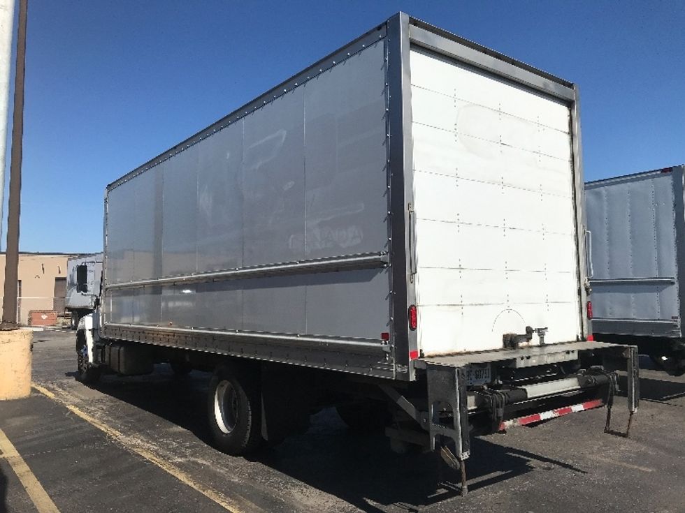 Medium Duty Box Truck-Light and Medium Duty Trucks-Hino-2019-338-Mississauga-ON-275,346\n\t\tkm-$ 64,750 - Image 6