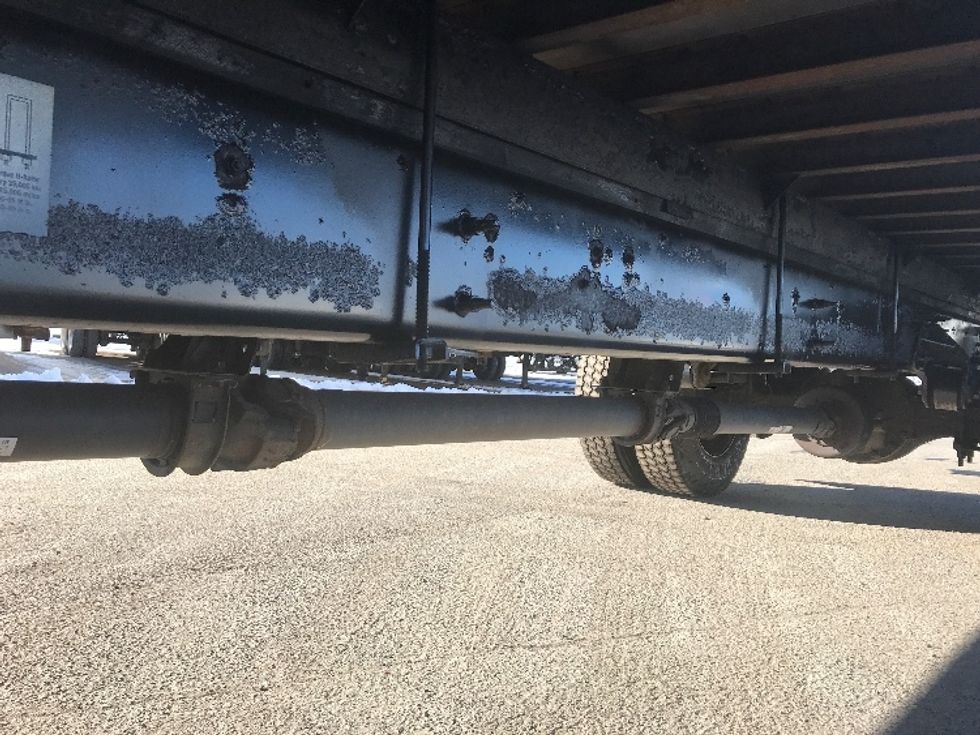 Medium Duty Box Truck-Light and Medium Duty Trucks-Hino-2019-338-Montreal-PQ-472,128\n\t\tkm-$ 37,250 - Image 5