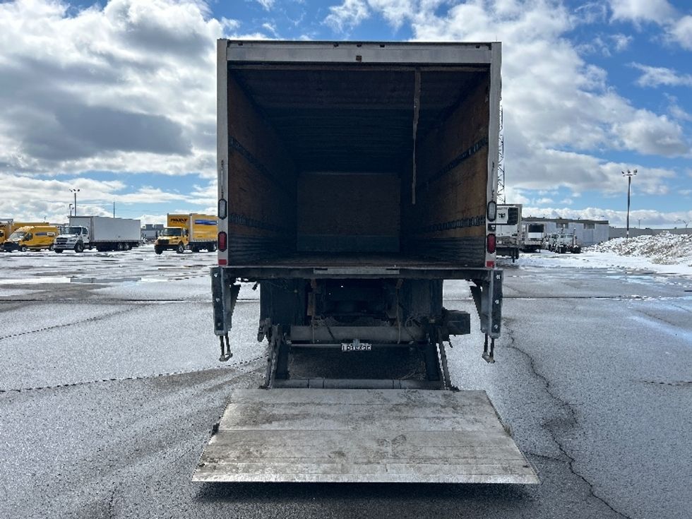 Medium Duty Box Truck-Light and Medium Duty Trucks-Hino-2019-338-Saint Laurent-PQ-132,966\n\t\tkm-$ 62,500 - Image 9