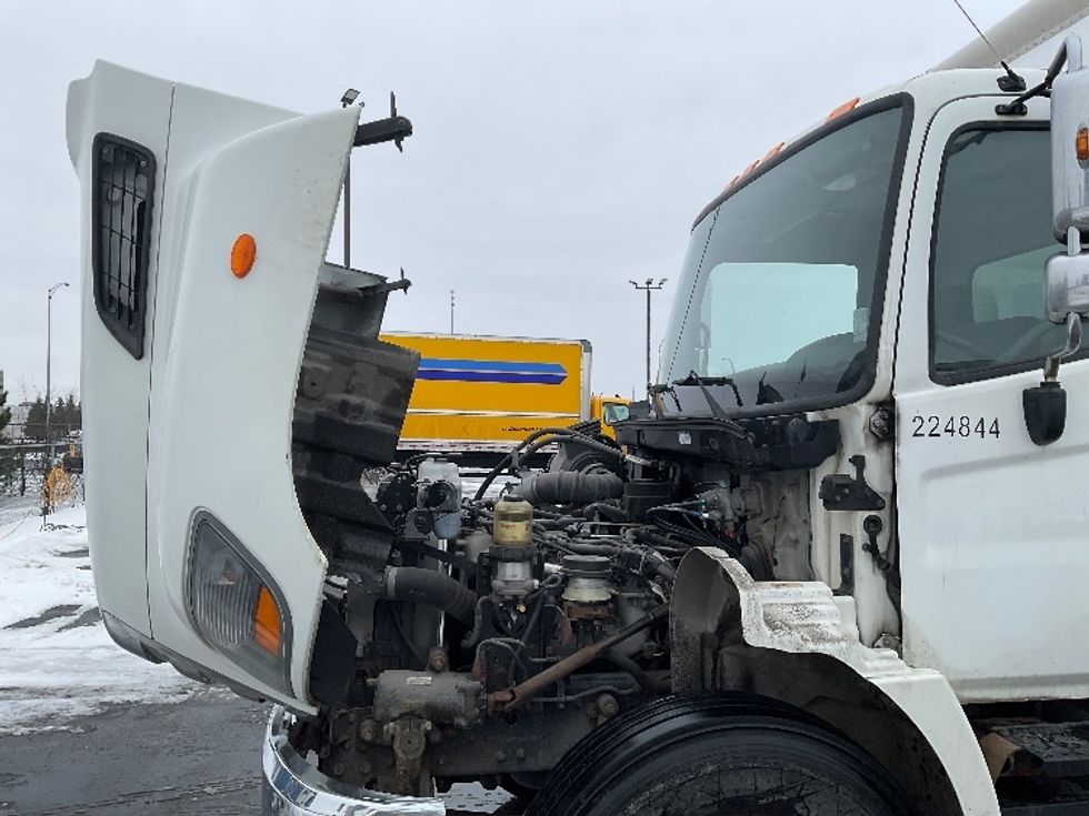 Medium Duty Box Truck-Light and Medium Duty Trucks-Hino-2019-338-Saint Laurent-PQ-349,325\n\t\tkm-$ 44,750 - Image 20