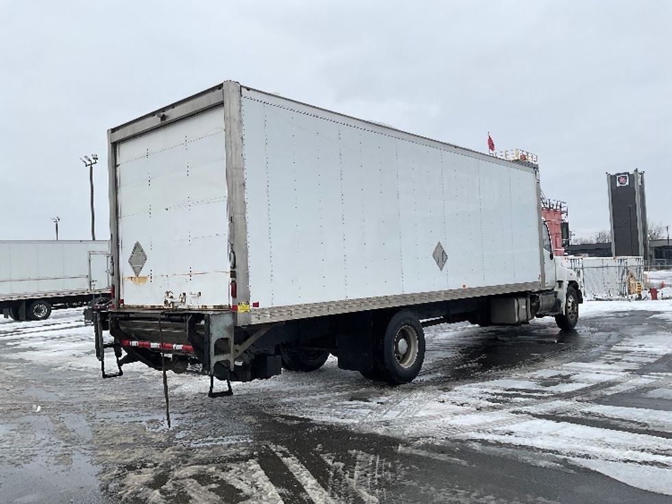 Medium Duty Box Truck-Light and Medium Duty Trucks-Hino-2019-338-Saint Laurent-PQ-349,325\n\t\tkm-$ 44,750 - Image 21