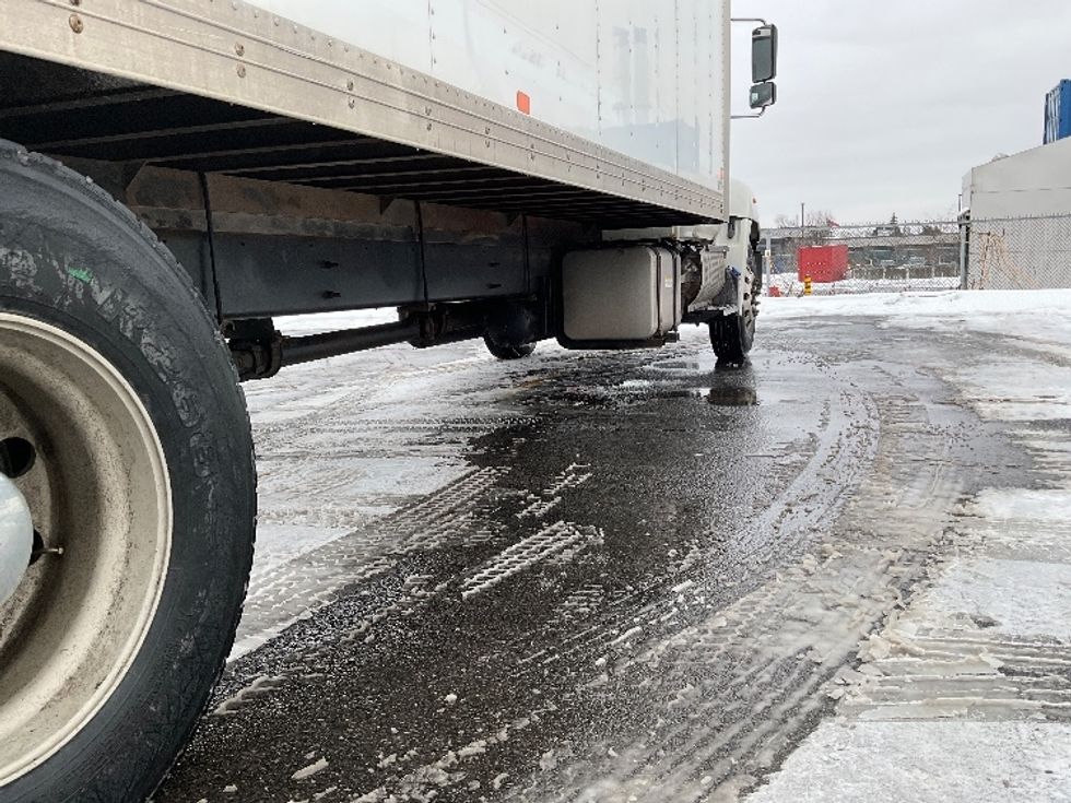 Medium Duty Box Truck-Light and Medium Duty Trucks-Hino-2019-338-Saint Laurent-PQ-349,325\n\t\tkm-$ 44,750 - Image 22