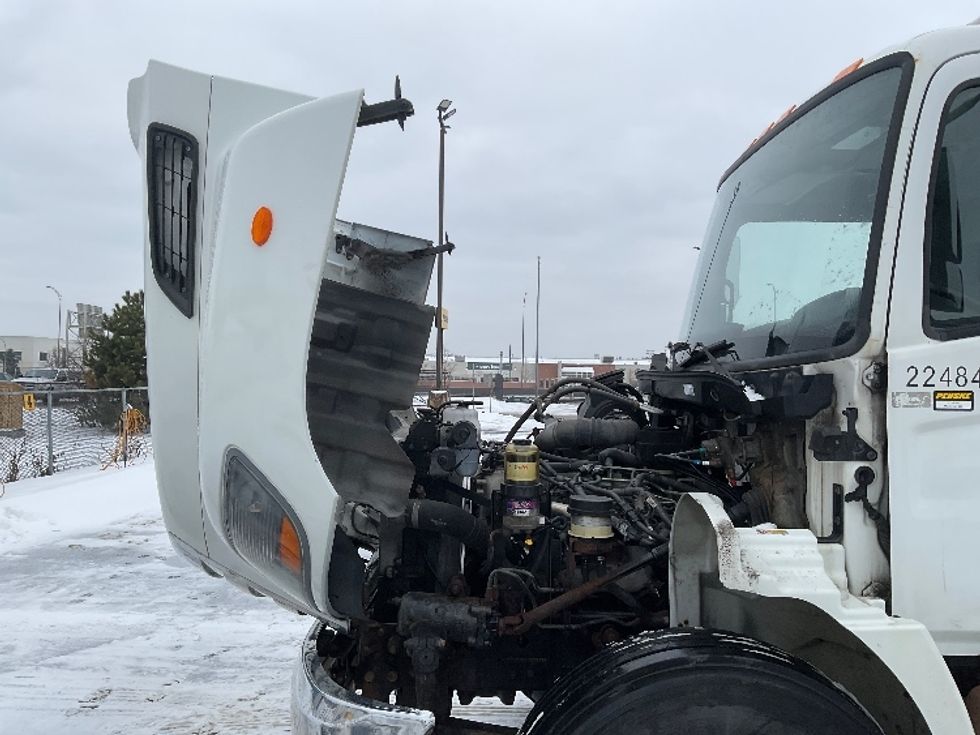 Medium Duty Box Truck-Light and Medium Duty Trucks-Hino-2019-338-Saint Laurent-PQ-368,252\n\t\tkm-$ 42,500 - Image 23