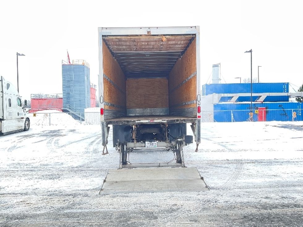 Medium Duty Box Truck-Light and Medium Duty Trucks-Hino-2019-338-Saint Laurent-PQ-368,252\n\t\tkm-$ 42,500 - Image 9