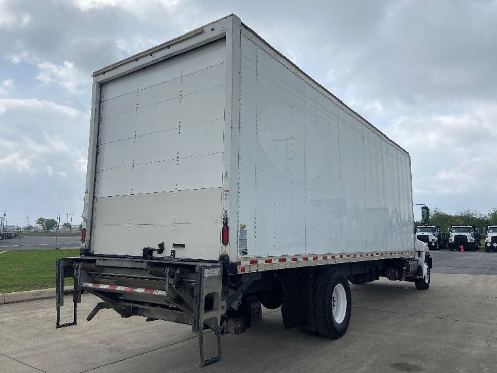 Medium Duty Box Truck-Light and Medium Duty Trucks-Hino-2019-338-San Antonio-TX-285,264\n\t\tmiles-$ 31,250 - Image 13