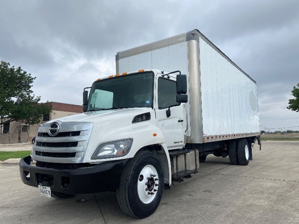 Medium Duty Box Truck-Light and Medium Duty Trucks-Hino-2019-338-San Antonio-TX-285,264\n\t\tmiles-$ 31,250 - Image 3