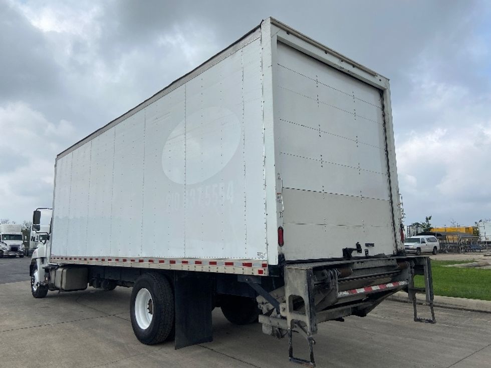 Medium Duty Box Truck-Light and Medium Duty Trucks-Hino-2019-338-San Antonio-TX-285,264\n\t\tmiles-$ 31,250 - Image 6