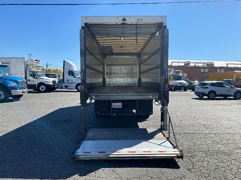 Medium Duty Box Truck-Light and Medium Duty Trucks-Hino-2019-338-Tacoma-WA-97,871\n\t\tmiles-$ 49,750 - Image 9