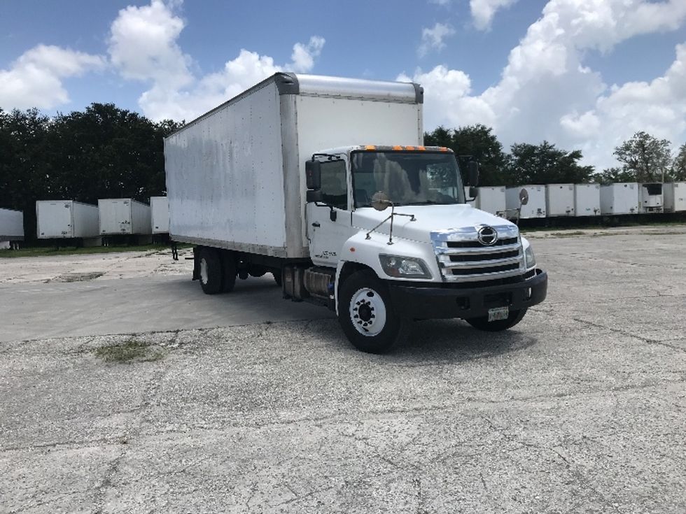 Medium Duty Box Truck-Light and Medium Duty Trucks-Hino-2019-338-Tampa-FL-424,454\n\t\tmiles-$ 21,500 - Image 1