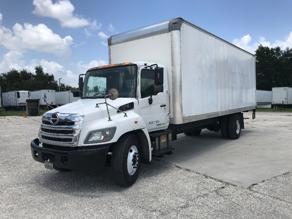Medium Duty Box Truck-Light and Medium Duty Trucks-Hino-2019-338-Tampa-FL-424,454\n\t\tmiles-$ 21,500 - Image 3