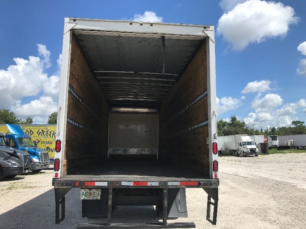 Medium Duty Box Truck-Light and Medium Duty Trucks-Hino-2019-338-Tampa-FL-424,454\n\t\tmiles-$ 21,500 - Image 8