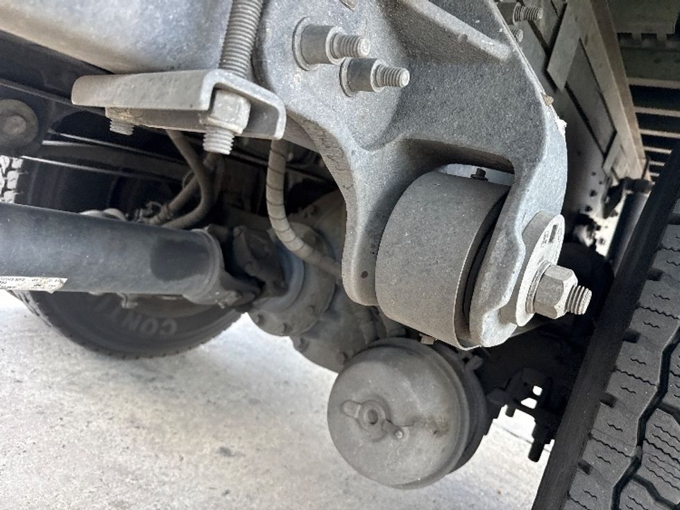 Medium Duty Box Truck-Light and Medium Duty Trucks-Hino-2019-338-Torrance-CA-102,130\n\t\tmiles-$ 48,500 - Image 6