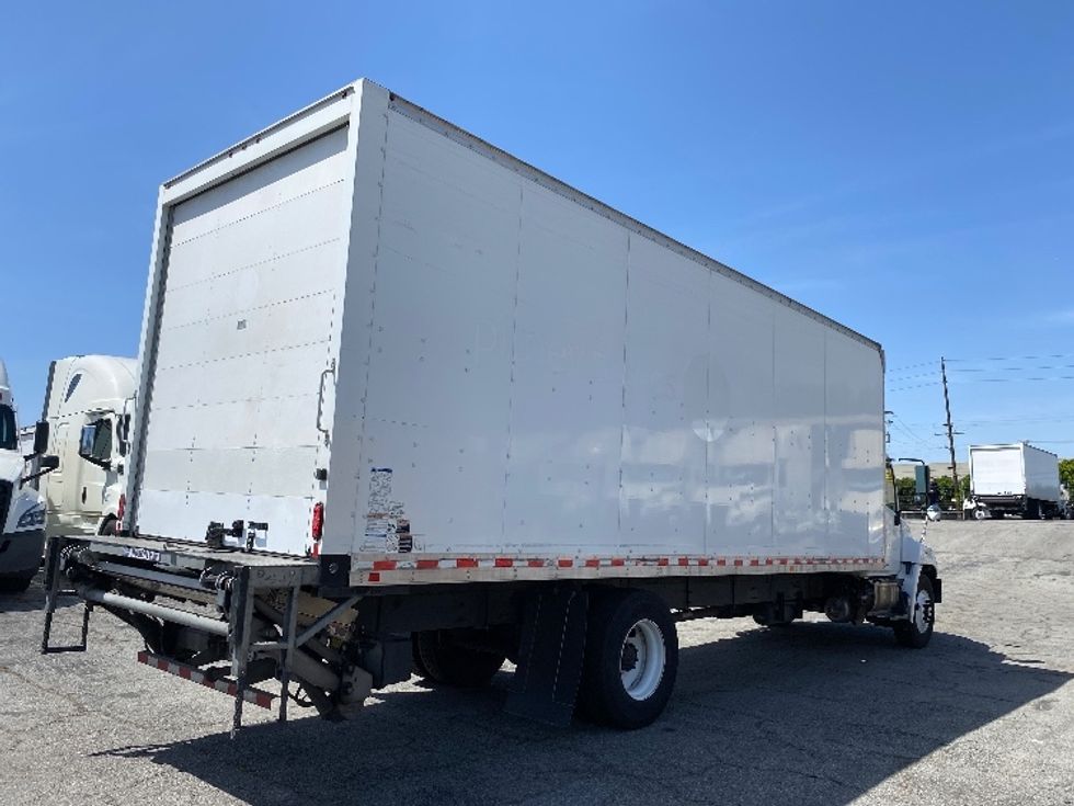 Medium Duty Box Truck-Light and Medium Duty Trucks-Hino-2019-338-Torrance-CA-230,439\n\t\tmiles-$ 34,000 - Image 13