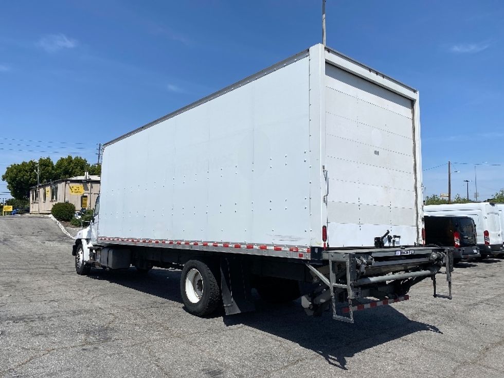 Medium Duty Box Truck-Light and Medium Duty Trucks-Hino-2019-338-Torrance-CA-230,439\n\t\tmiles-$ 34,000 - Image 6