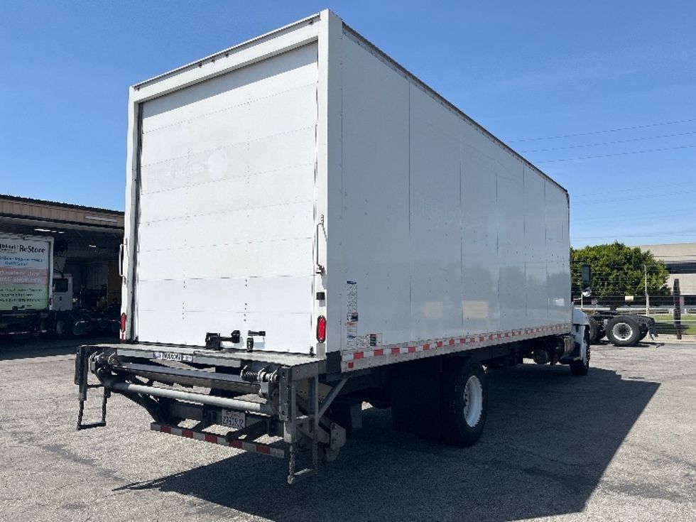 Medium Duty Box Truck-Light and Medium Duty Trucks-Hino-2019-338-Torrance-CA-236,835\n\t\tmiles-$ 33,250 - Image 13